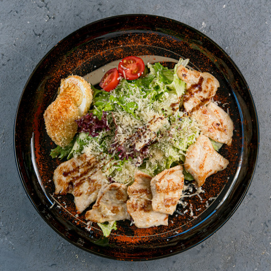 Салат Цезар з куркою